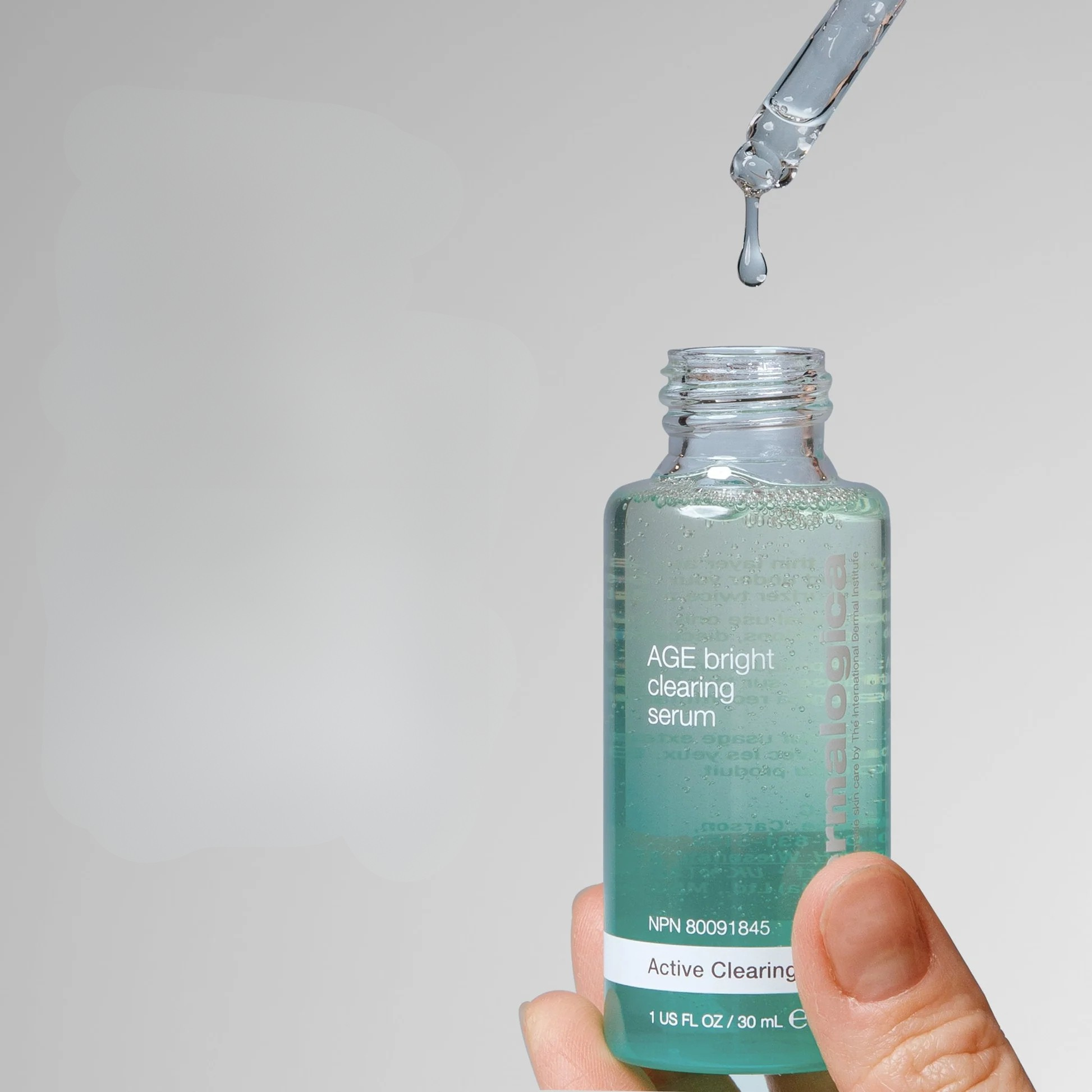 age bright clearing akne serum